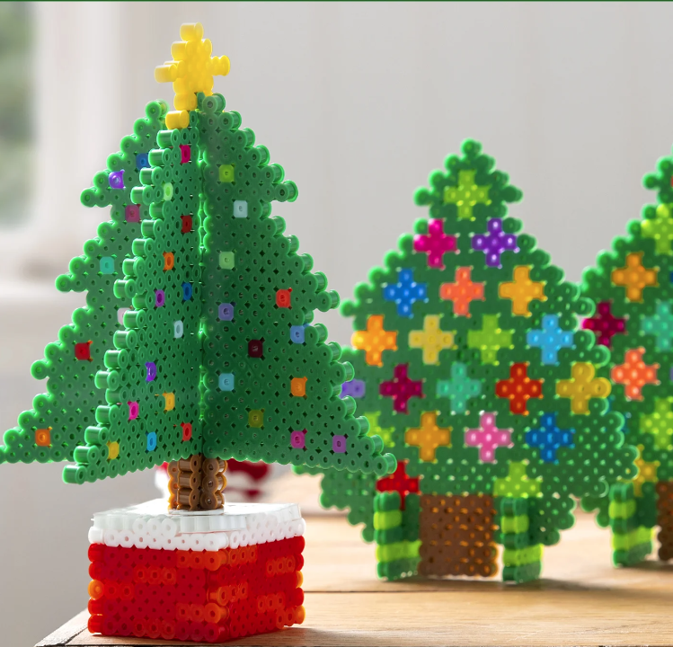 Christmas Tree Perler Beads (20+ Free Patterns!)